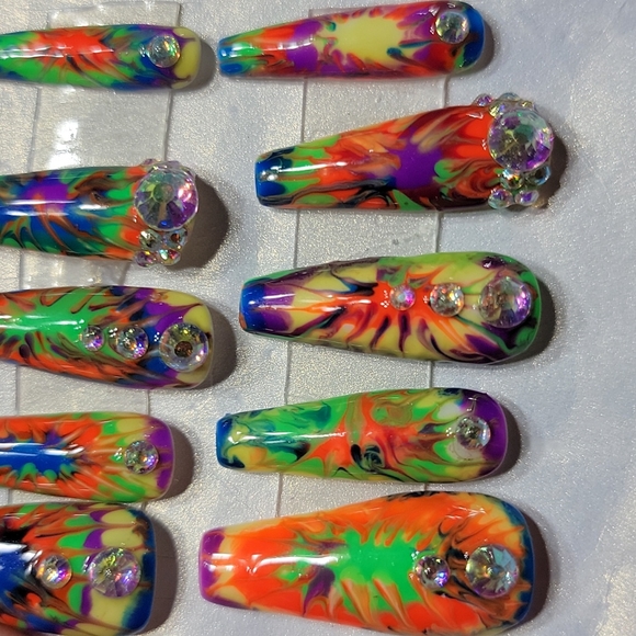 Press on Nails by Jello Tip - Custom Made - Picture 3 of 4